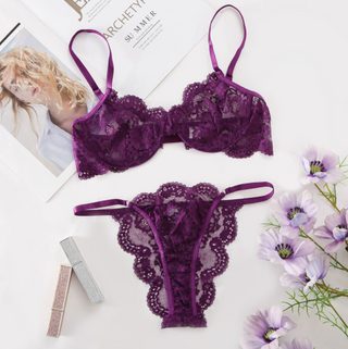 Ladies Underwire Lace Lingerie Suit