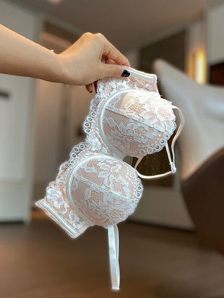 Steel Ring T-shirt Bra
